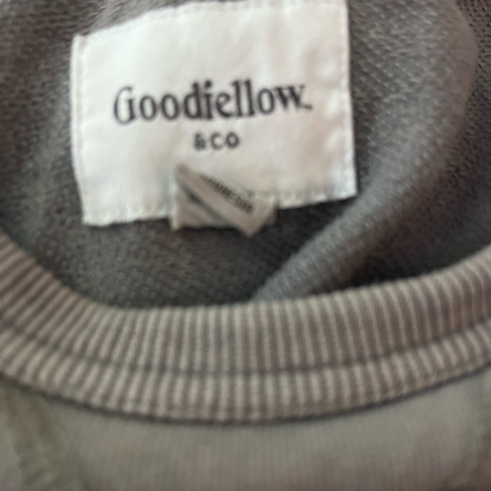 Goodfellow & Co Gray Knit Sweater